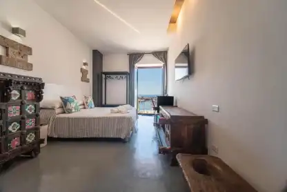 Place Image